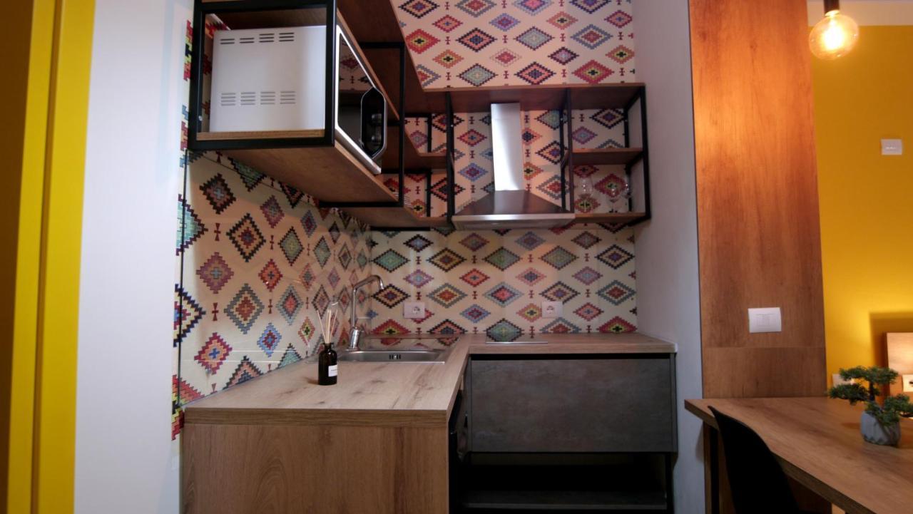 Koni'S Studio Apartments Tiranë Ngoại thất bức ảnh