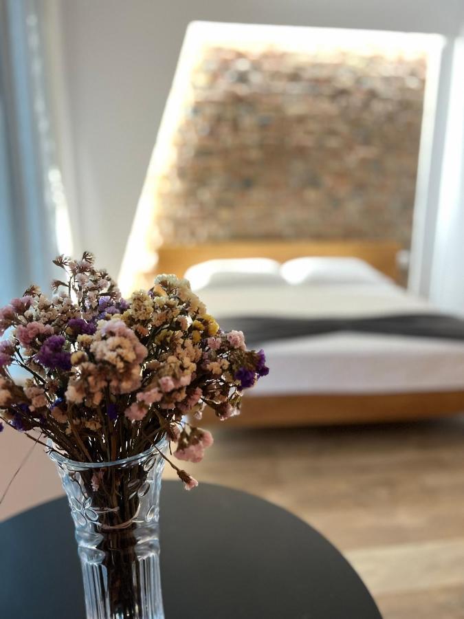 Koni'S Studio Apartments Tiranë Ngoại thất bức ảnh